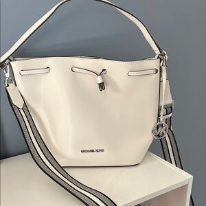 Michael Kors Cream Shoulder Bag with Black Accents